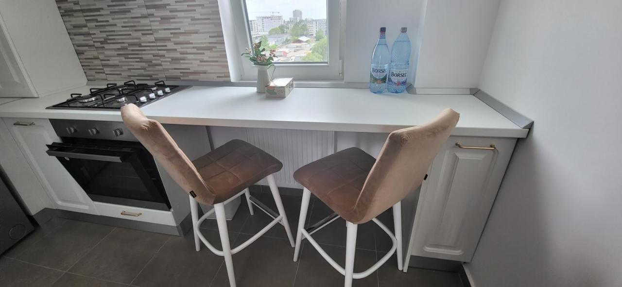 Lux & Confort - Apartament 3 Camere Бухарест Екстер'єр фото